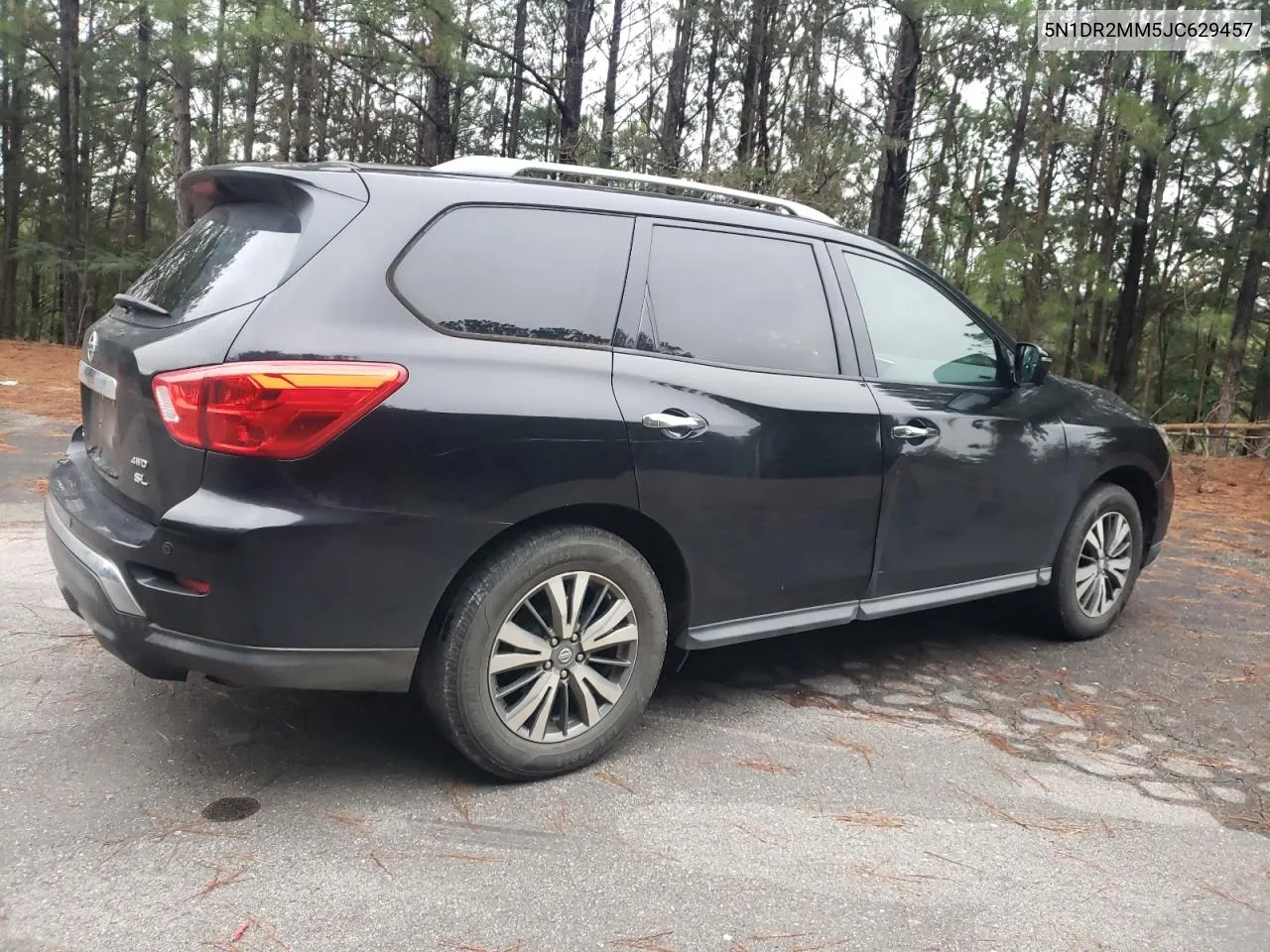 2018 Nissan Pathfinder S VIN: 5N1DR2MM5JC629457 Lot: 73384404