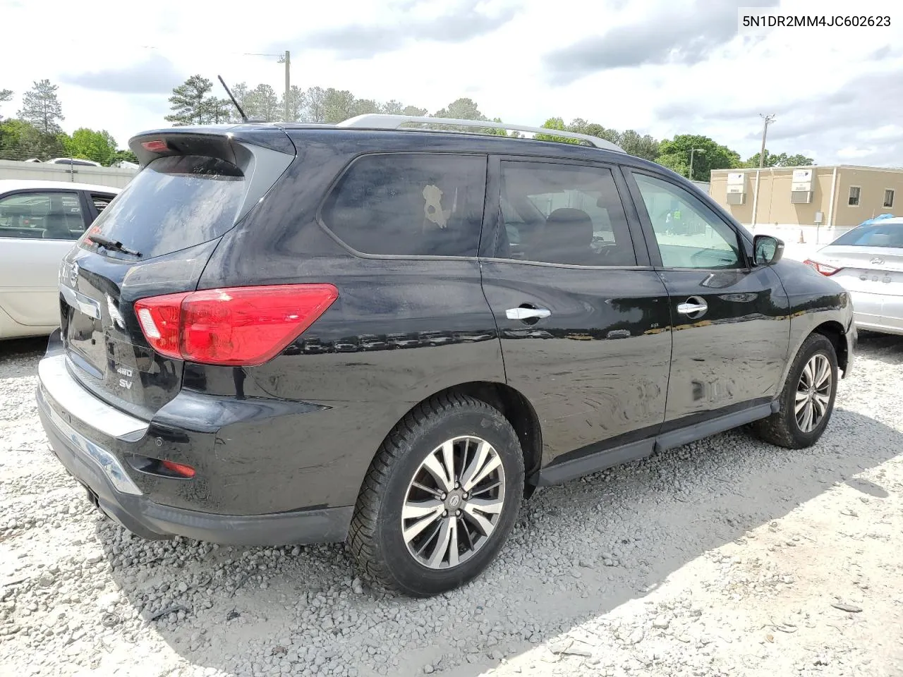 2018 Nissan Pathfinder S VIN: 5N1DR2MM4JC602623 Lot: 74609014