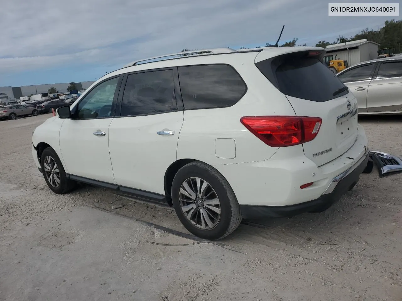 2018 Nissan Pathfinder S VIN: 5N1DR2MNXJC640091 Lot: 74894794