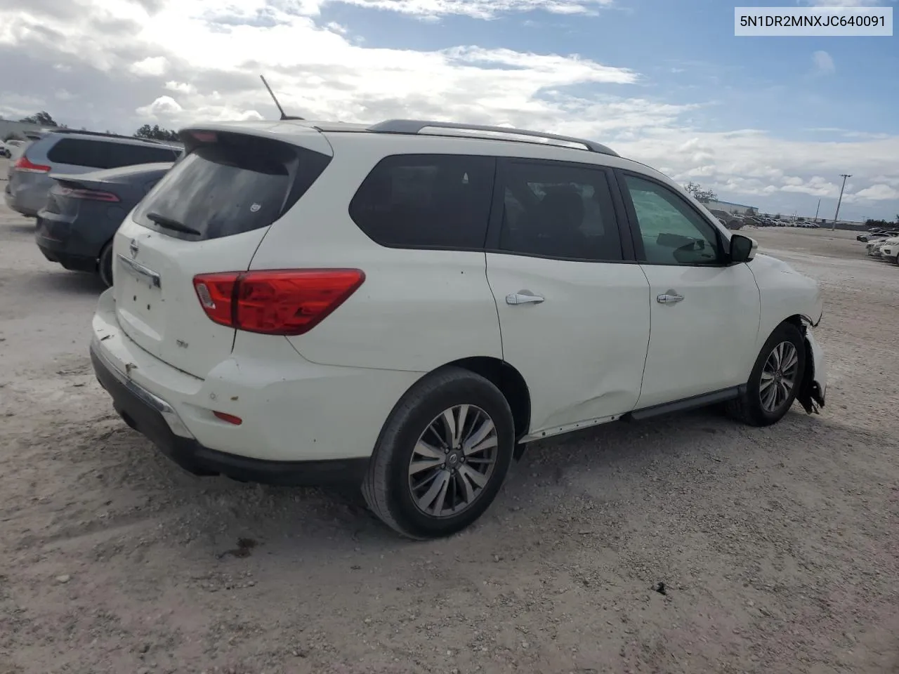 2018 Nissan Pathfinder S VIN: 5N1DR2MNXJC640091 Lot: 74894794