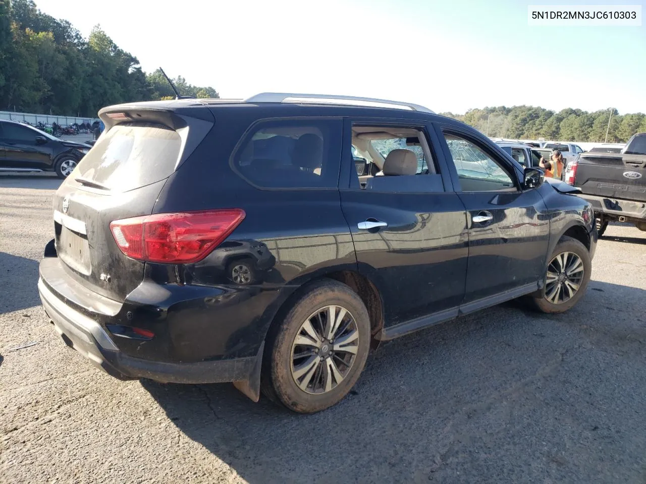 2018 Nissan Pathfinder S VIN: 5N1DR2MN3JC610303 Lot: 75418554