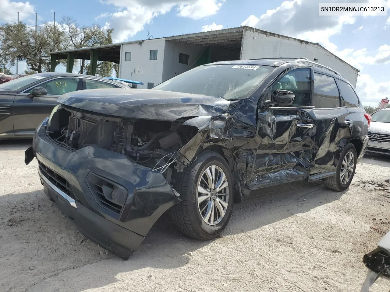 2018 Nissan Pathfinder S VIN: 5N1DR2MN6JC613213 Lot: 75913594