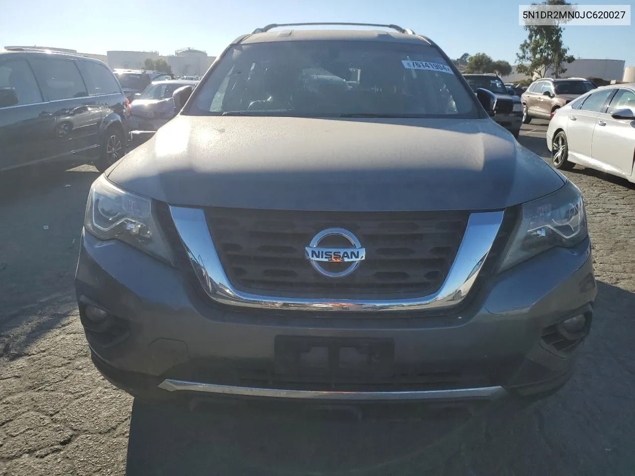 2018 Nissan Pathfinder S VIN: 5N1DR2MN0JC620027 Lot: 76141904