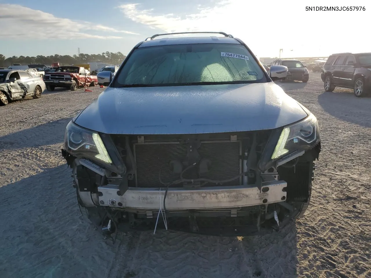 2018 Nissan Pathfinder S VIN: 5N1DR2MN3JC657976 Lot: 76477044