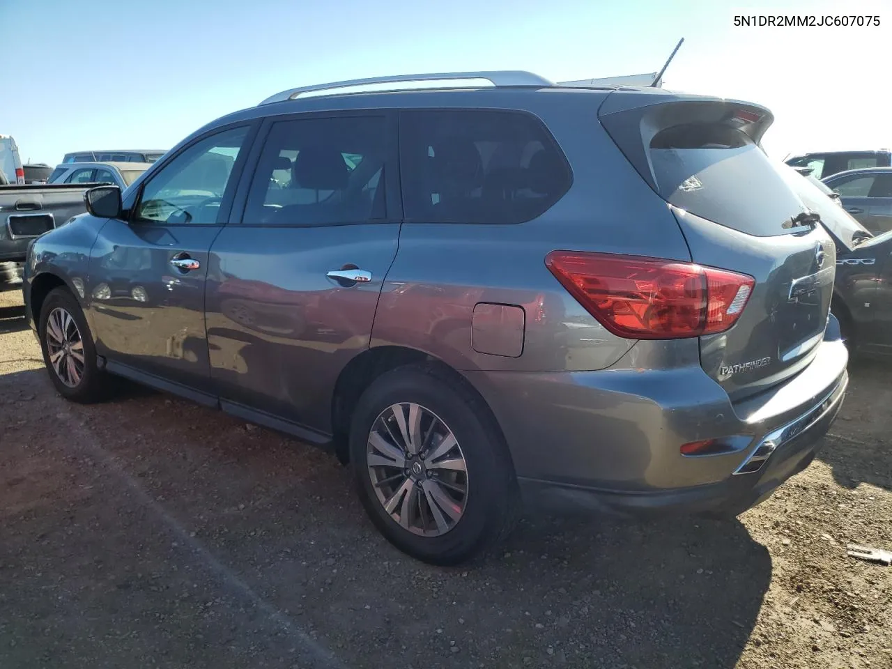 2018 Nissan Pathfinder S VIN: 5N1DR2MM2JC607075 Lot: 78201804