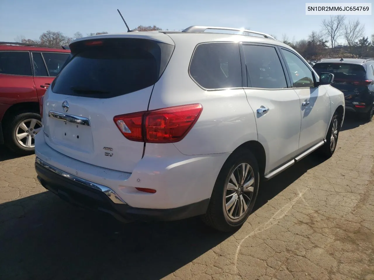 2018 Nissan Pathfinder S VIN: 5N1DR2MM6JC654769 Lot: 79475254