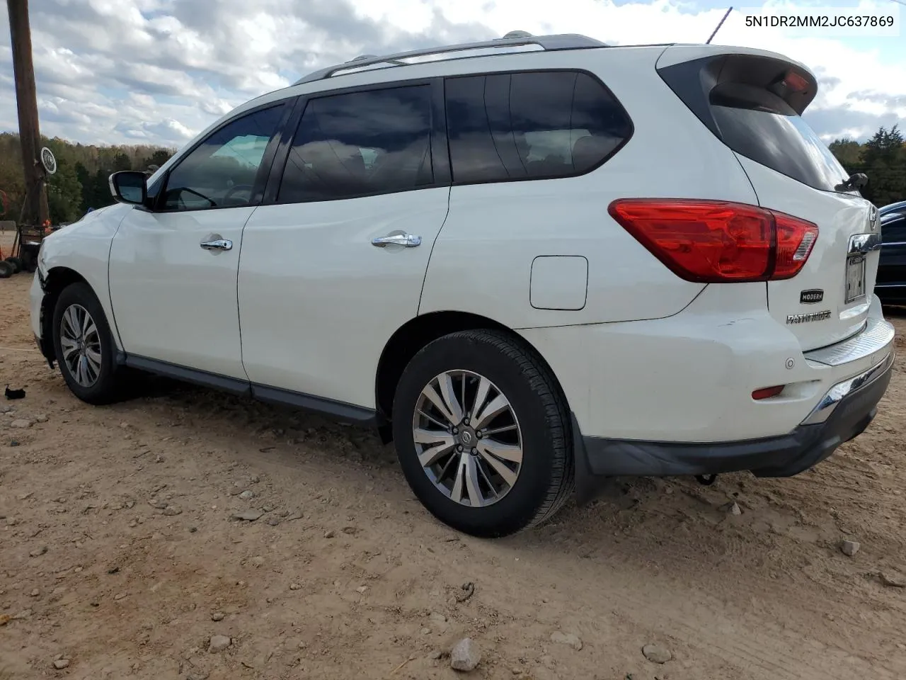 2018 Nissan Pathfinder S VIN: 5N1DR2MM2JC637869 Lot: 79934234