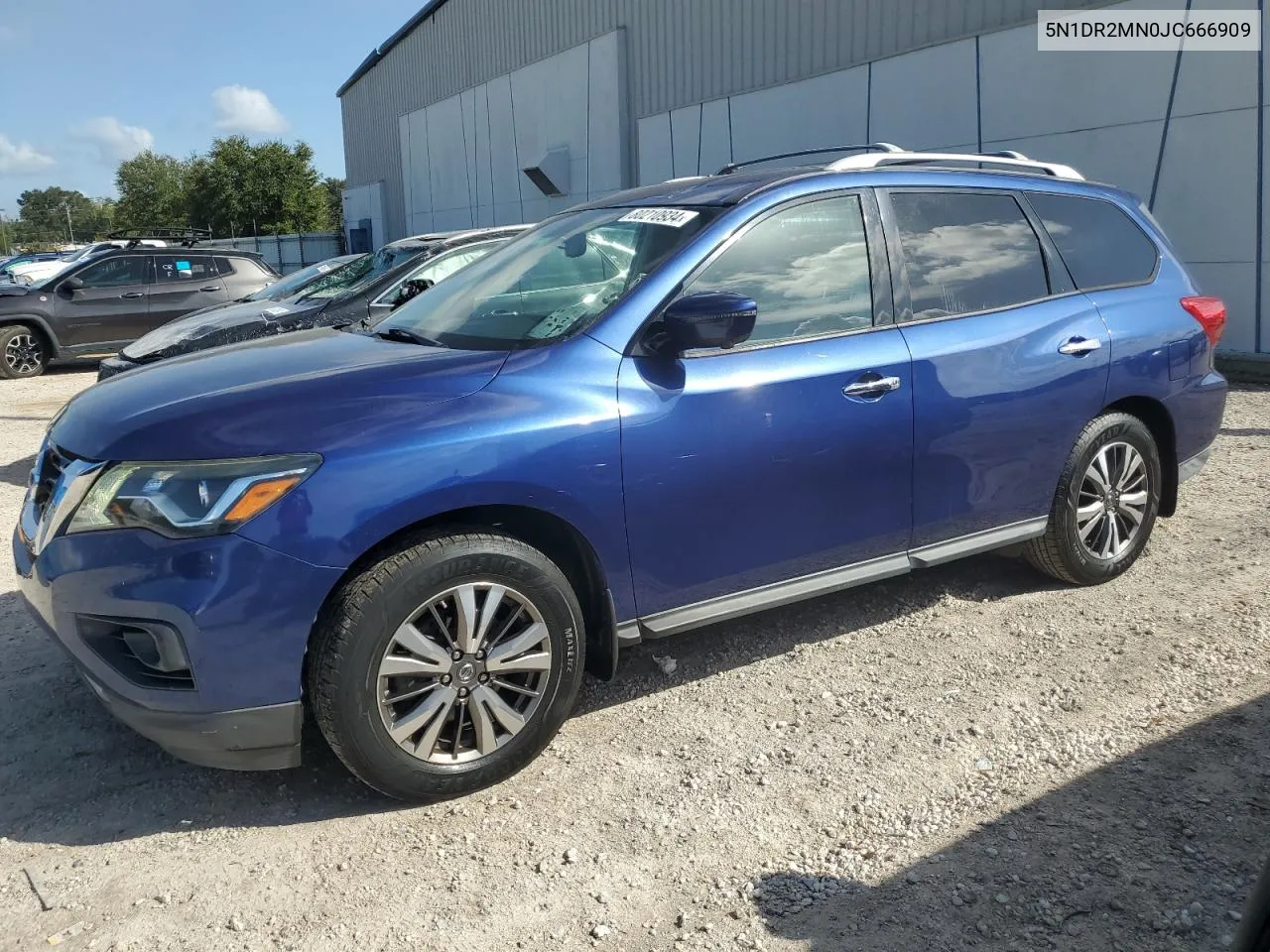 2018 Nissan Pathfinder S VIN: 5N1DR2MN0JC666909 Lot: 80210934