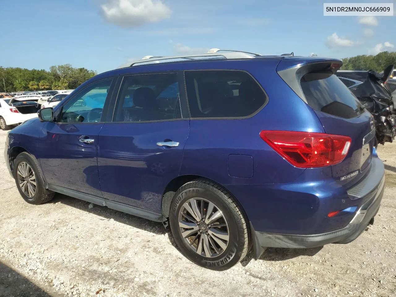 2018 Nissan Pathfinder S VIN: 5N1DR2MN0JC666909 Lot: 80210934