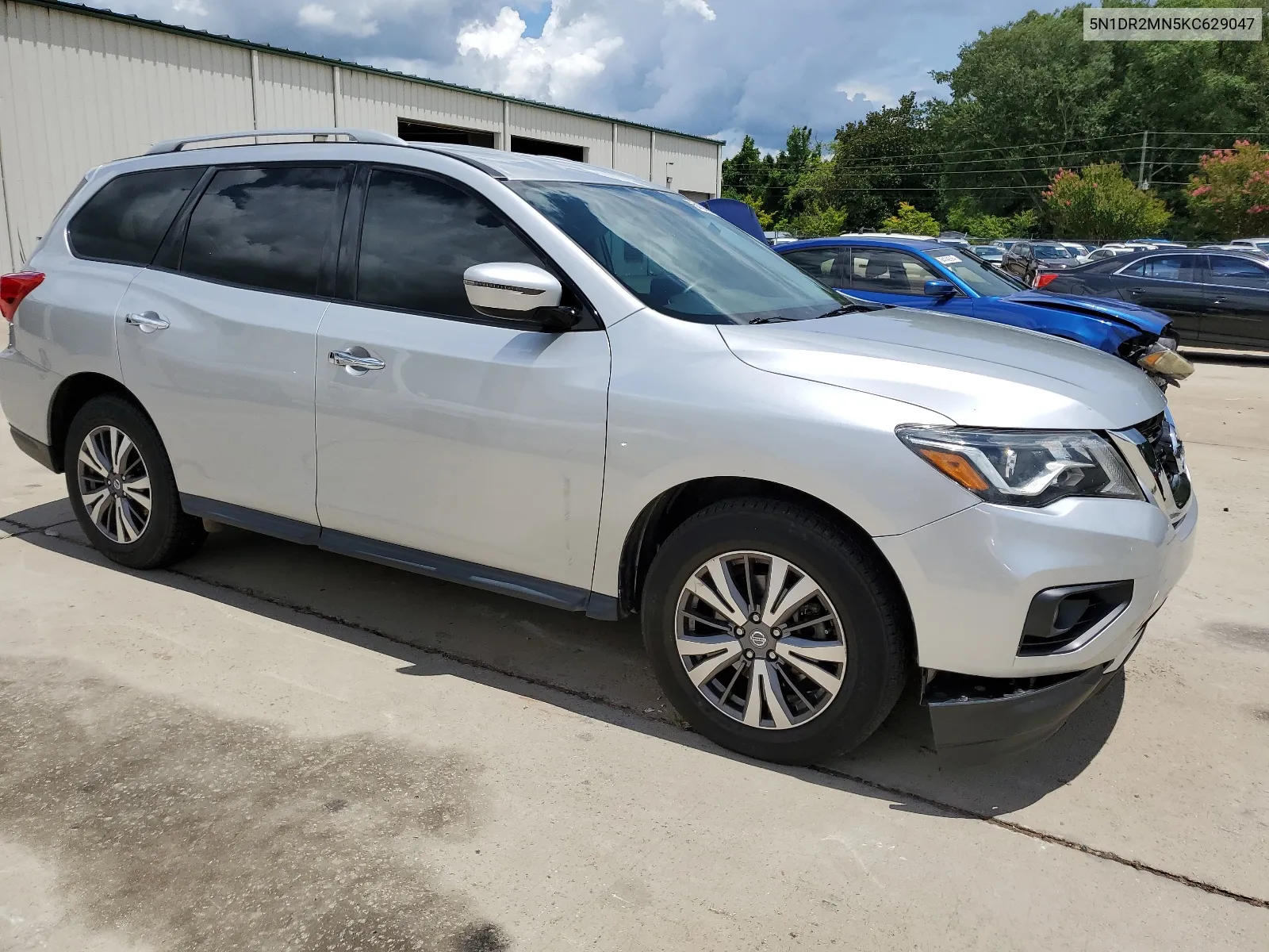 2019 Nissan Pathfinder S VIN: 5N1DR2MN5KC629047 Lot: 64309644