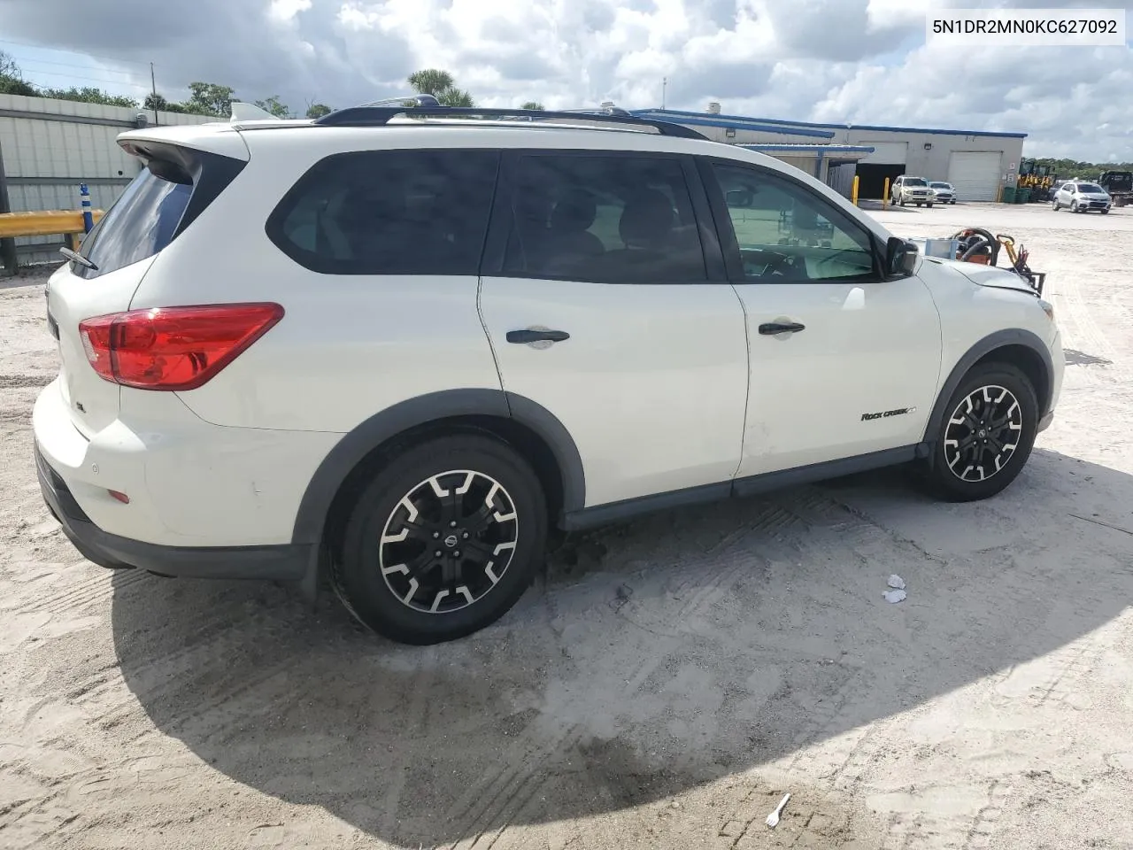 2019 Nissan Pathfinder S VIN: 5N1DR2MN0KC627092 Lot: 70213714