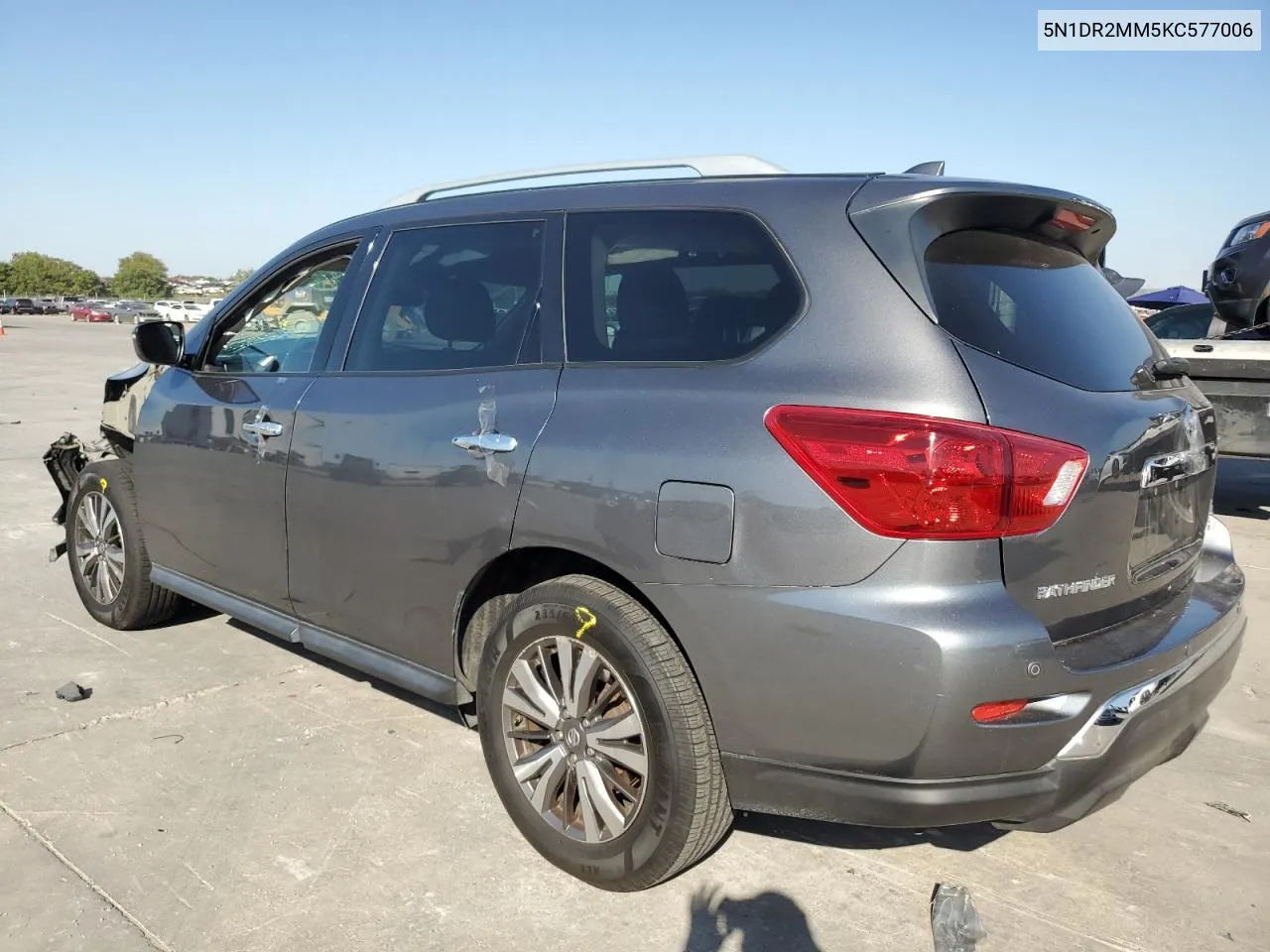 2019 Nissan Pathfinder S VIN: 5N1DR2MM5KC577006 Lot: 74855274