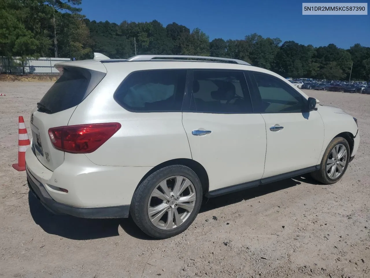 2019 Nissan Pathfinder S VIN: 5N1DR2MM5KC587390 Lot: 75052624