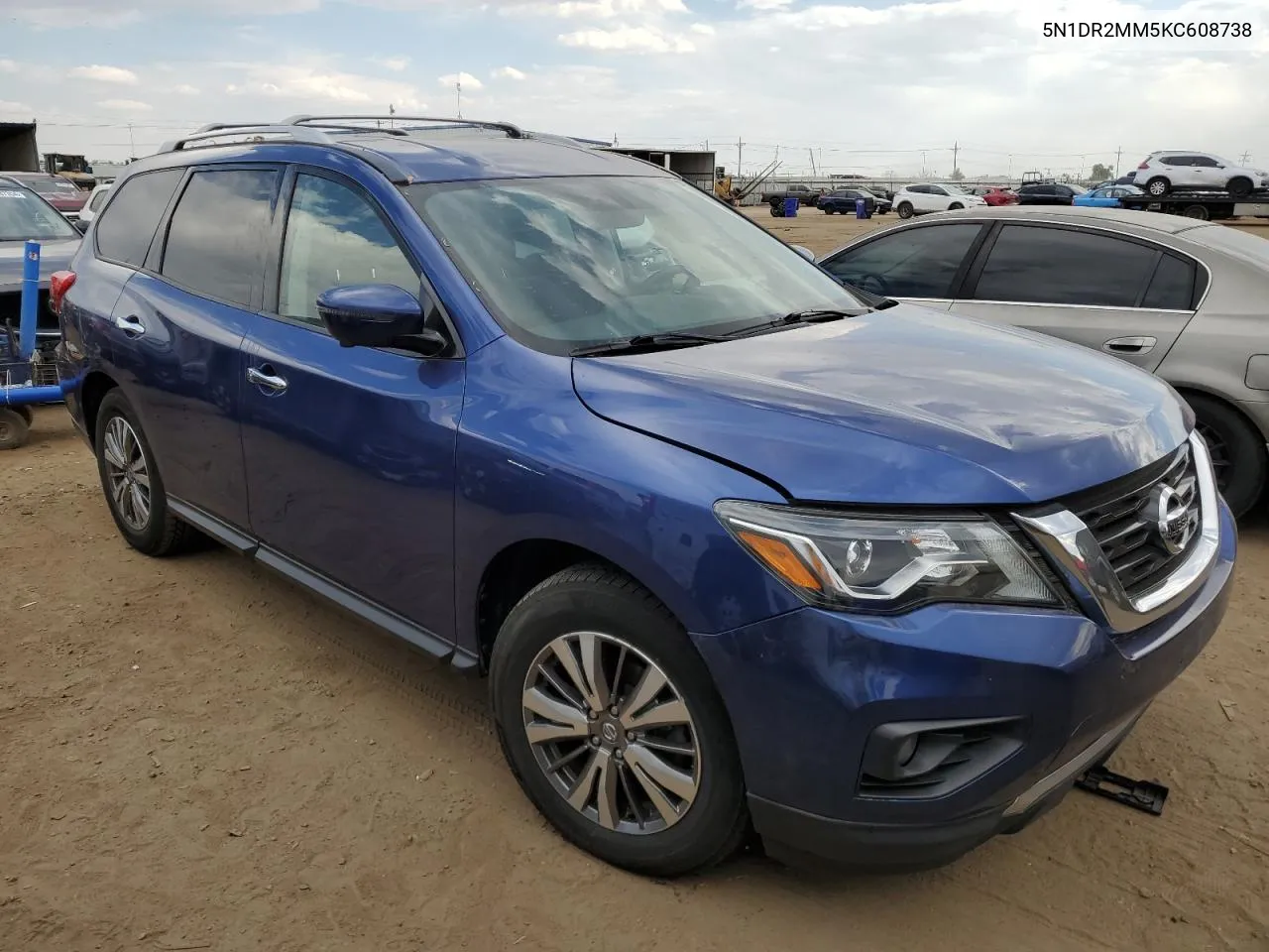 2019 Nissan Pathfinder S VIN: 5N1DR2MM5KC608738 Lot: 75368614