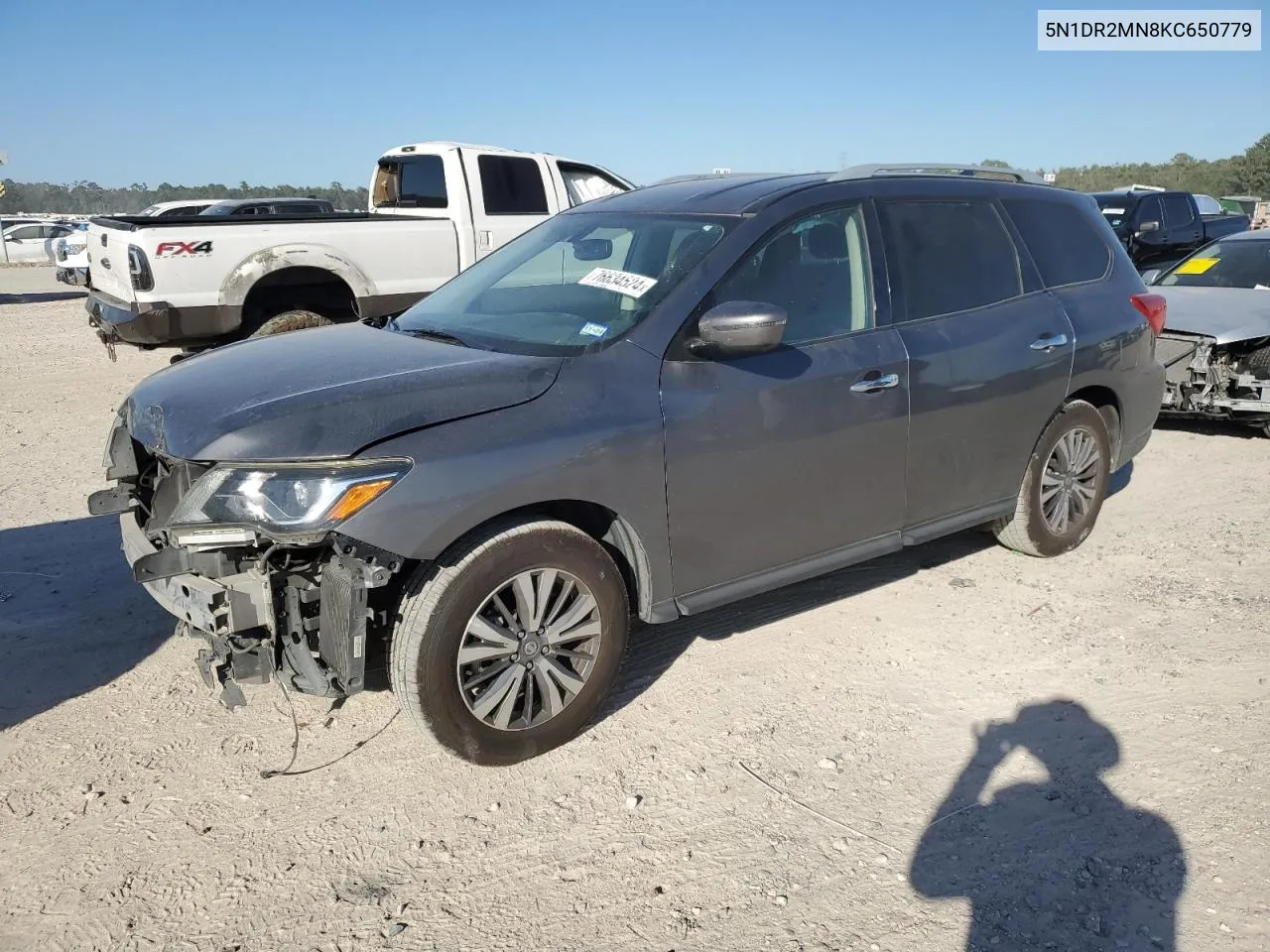 2019 Nissan Pathfinder S VIN: 5N1DR2MN8KC650779 Lot: 76634524