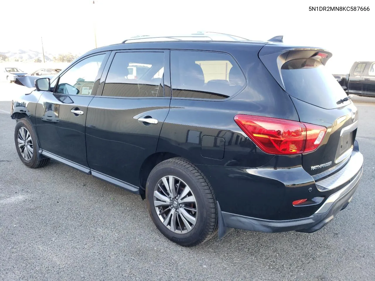 2019 Nissan Pathfinder S VIN: 5N1DR2MN8KC587666 Lot: 80711054