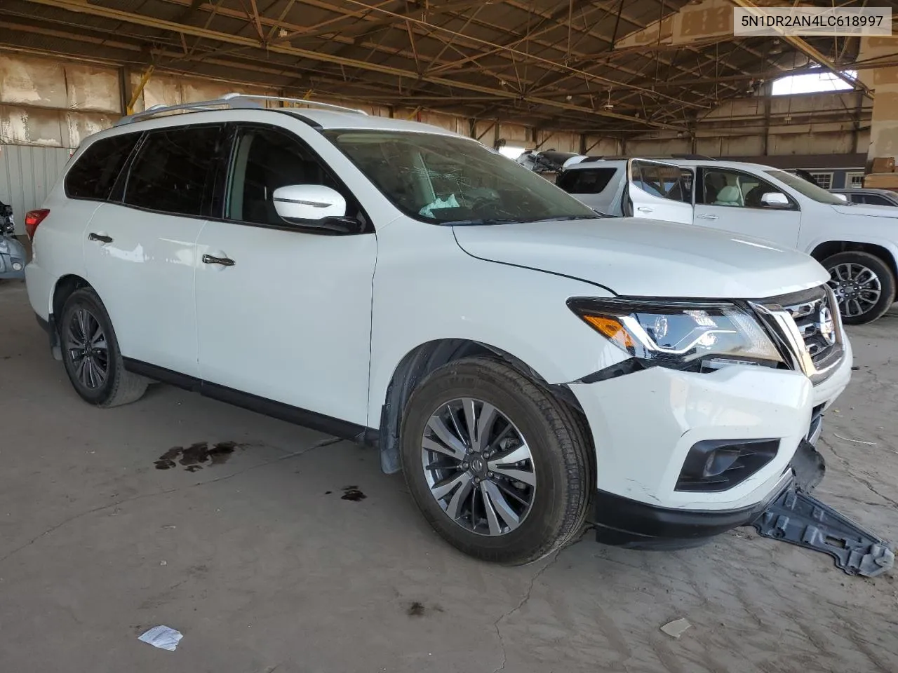 2020 Nissan Pathfinder S VIN: 5N1DR2AN4LC618997 Lot: 56520174