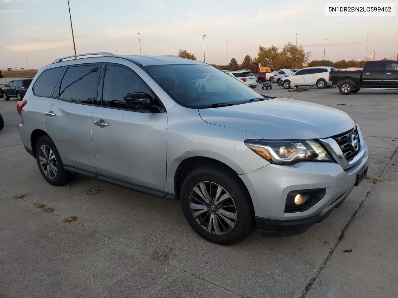 2020 Nissan Pathfinder Sv VIN: 5N1DR2BN2LC599462 Lot: 77124094