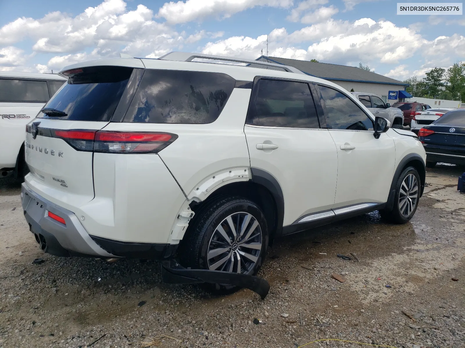 2022 Nissan Pathfinder Platinum VIN: 5N1DR3DK5NC265776 Lot: 62055574