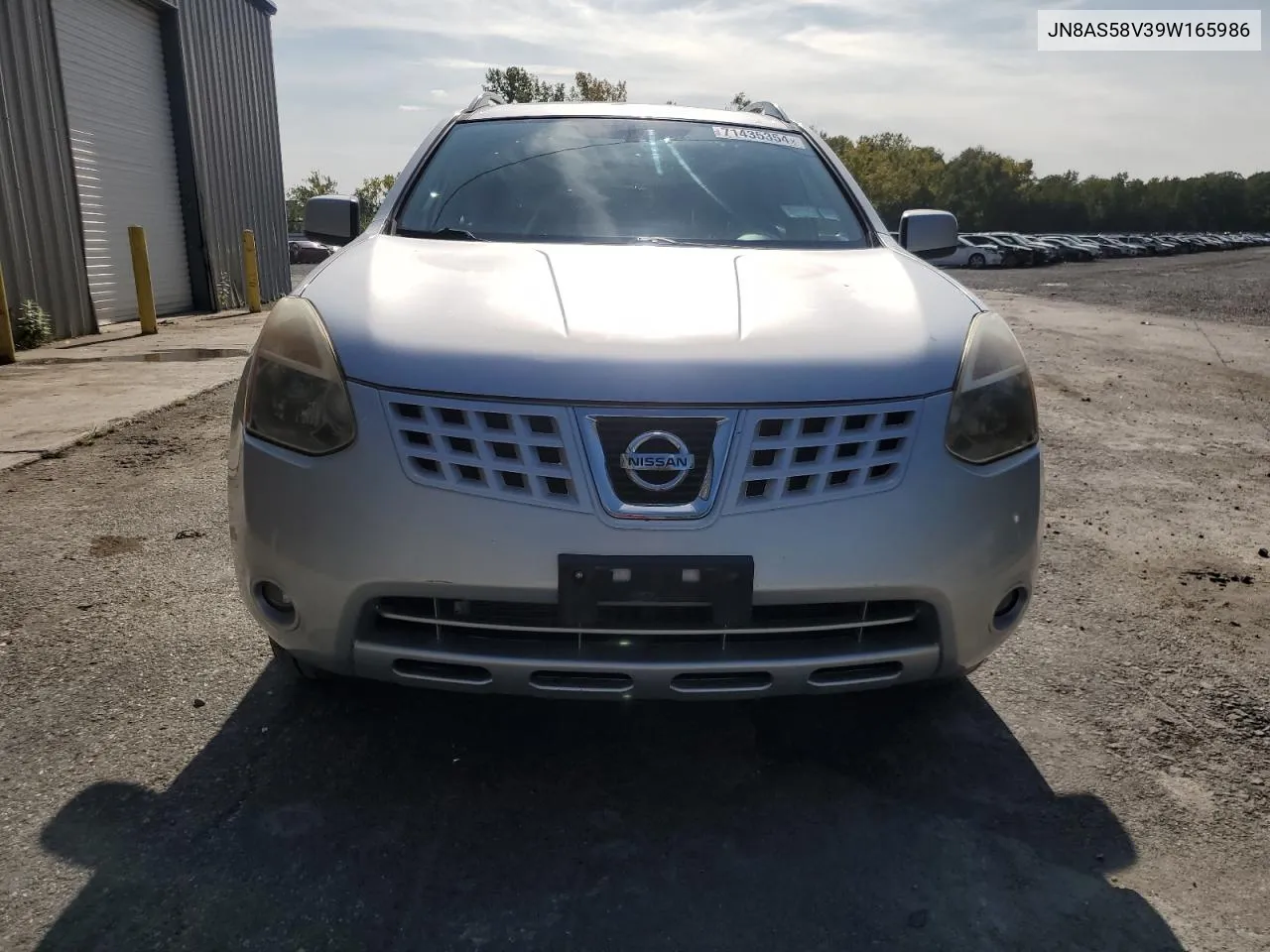 2009 Nissan Rogue S VIN: JN8AS58V39W165986 Lot: 71435354