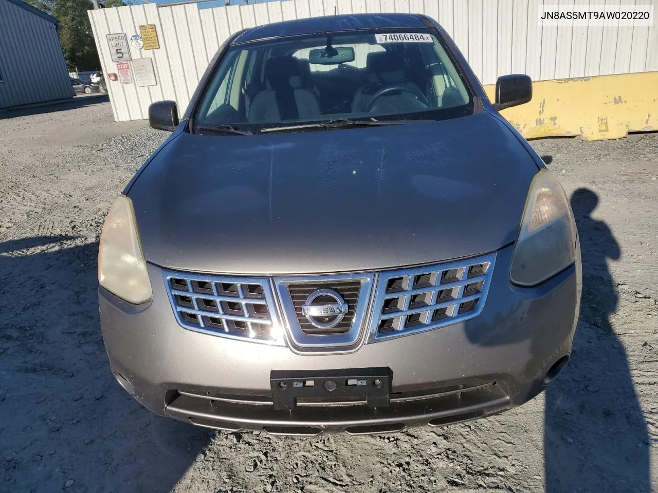 2010 Nissan Rogue S VIN: JN8AS5MT9AW020220 Lot: 74066484