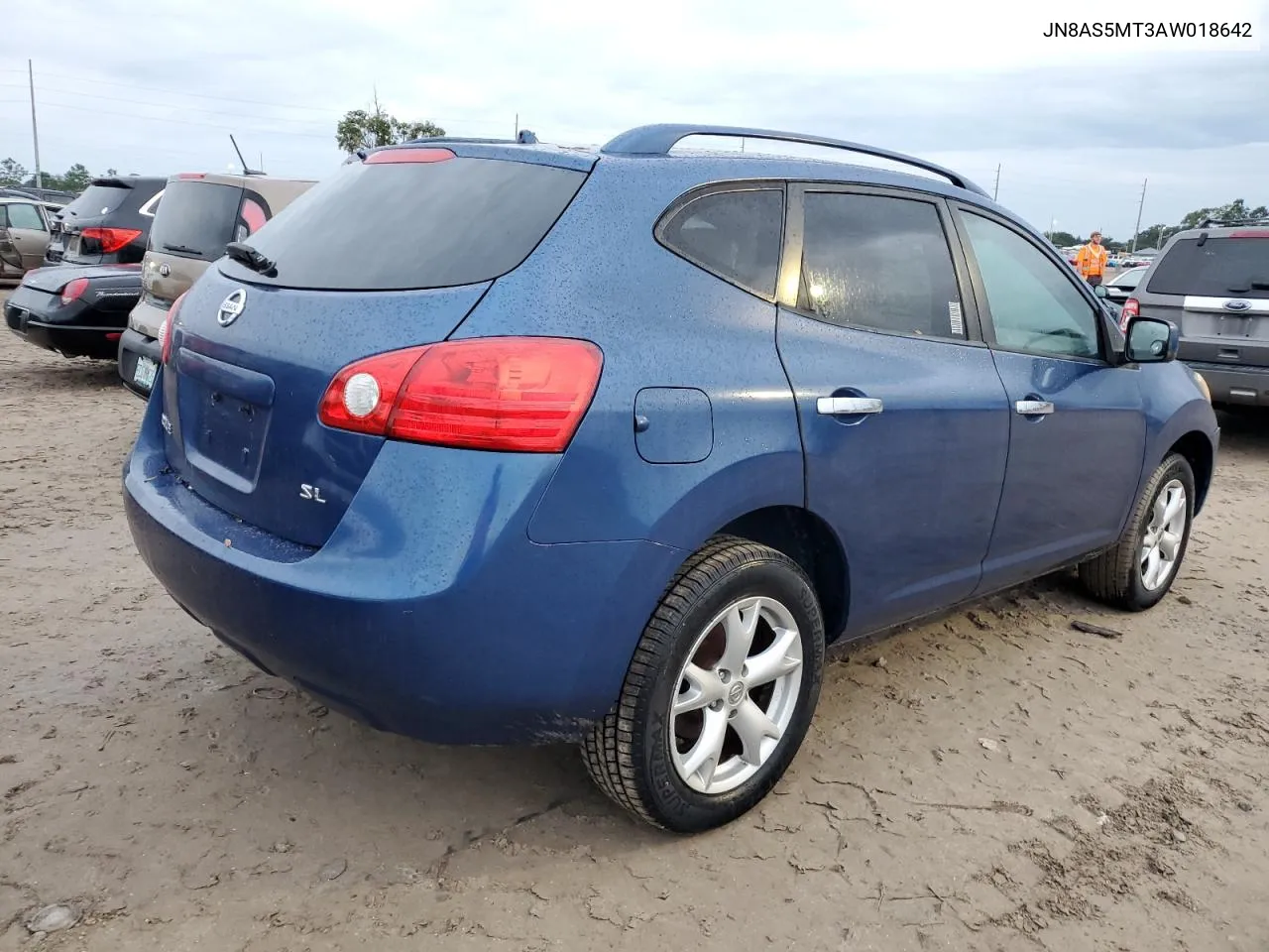 2010 Nissan Rogue S VIN: JN8AS5MT3AW018642 Lot: 74927564