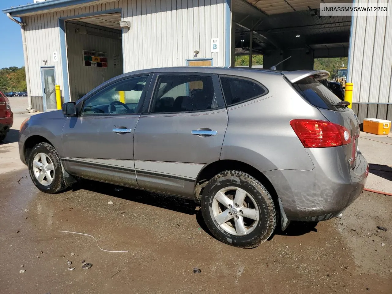 2010 Nissan Rogue S VIN: JN8AS5MV5AW612263 Lot: 75215114