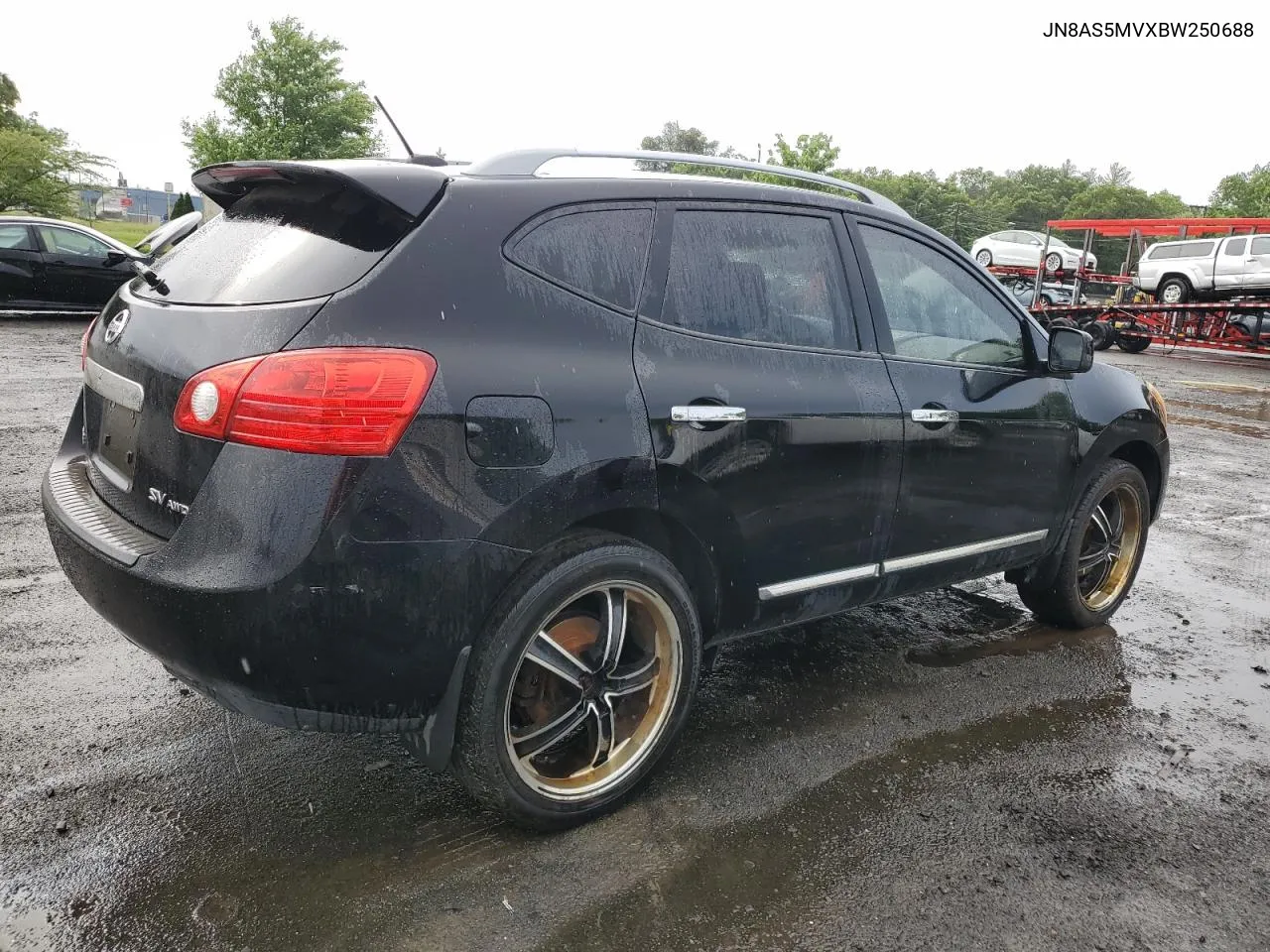 2011 Nissan Rogue S VIN: JN8AS5MVXBW250688 Lot: 57078264