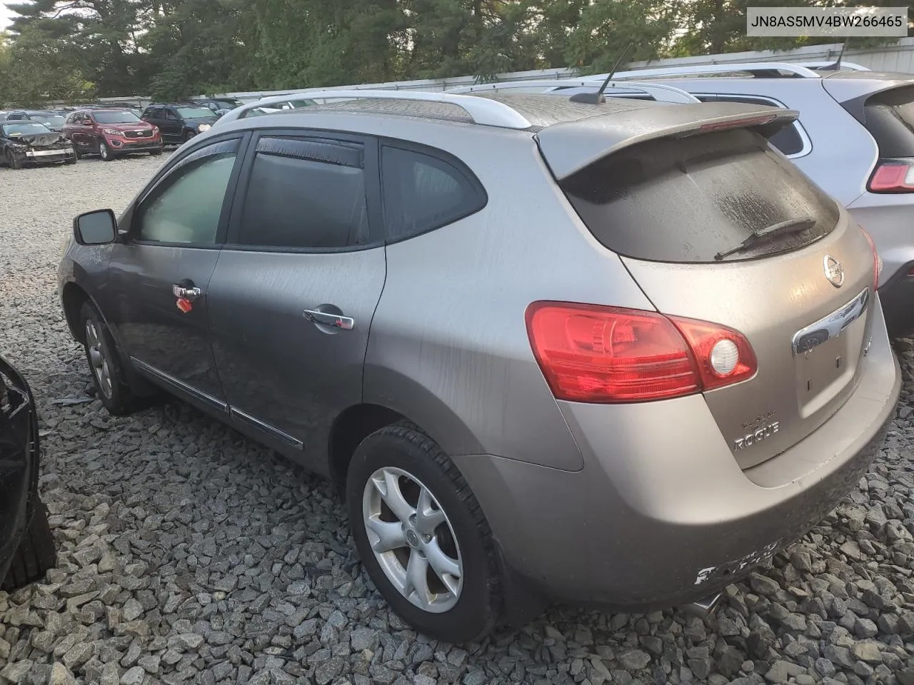 2011 Nissan Rogue S VIN: JN8AS5MV4BW266465 Lot: 67215524