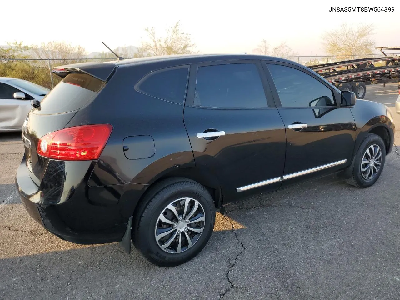 2011 Nissan Rogue S VIN: JN8AS5MT8BW564399 Lot: 69810914