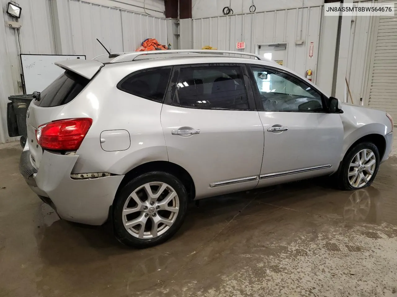 2011 Nissan Rogue S VIN: JN8AS5MT8BW564676 Lot: 71242284