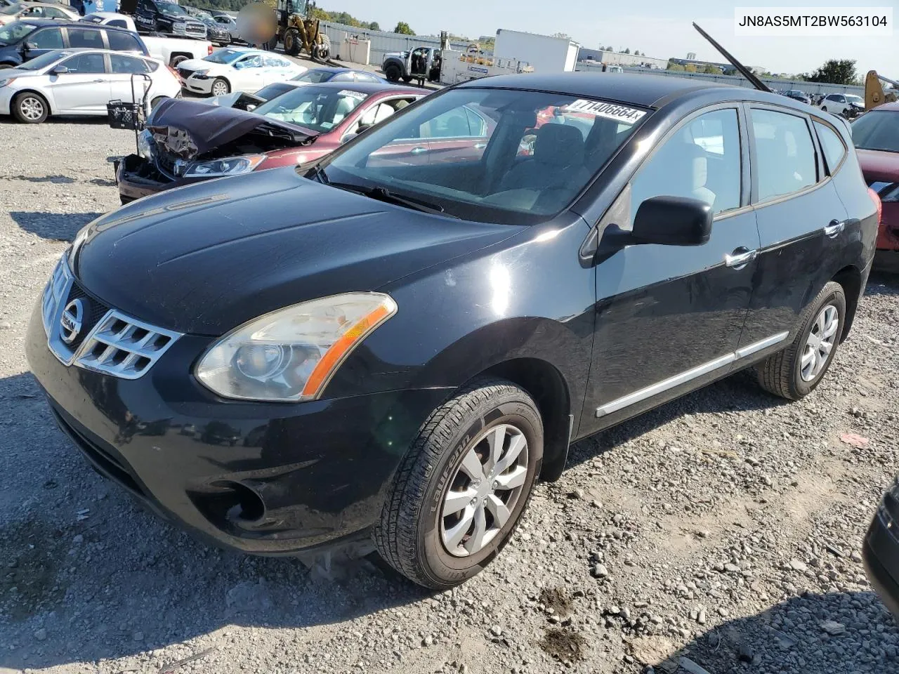 2011 Nissan Rogue S VIN: JN8AS5MT2BW563104 Lot: 71406664