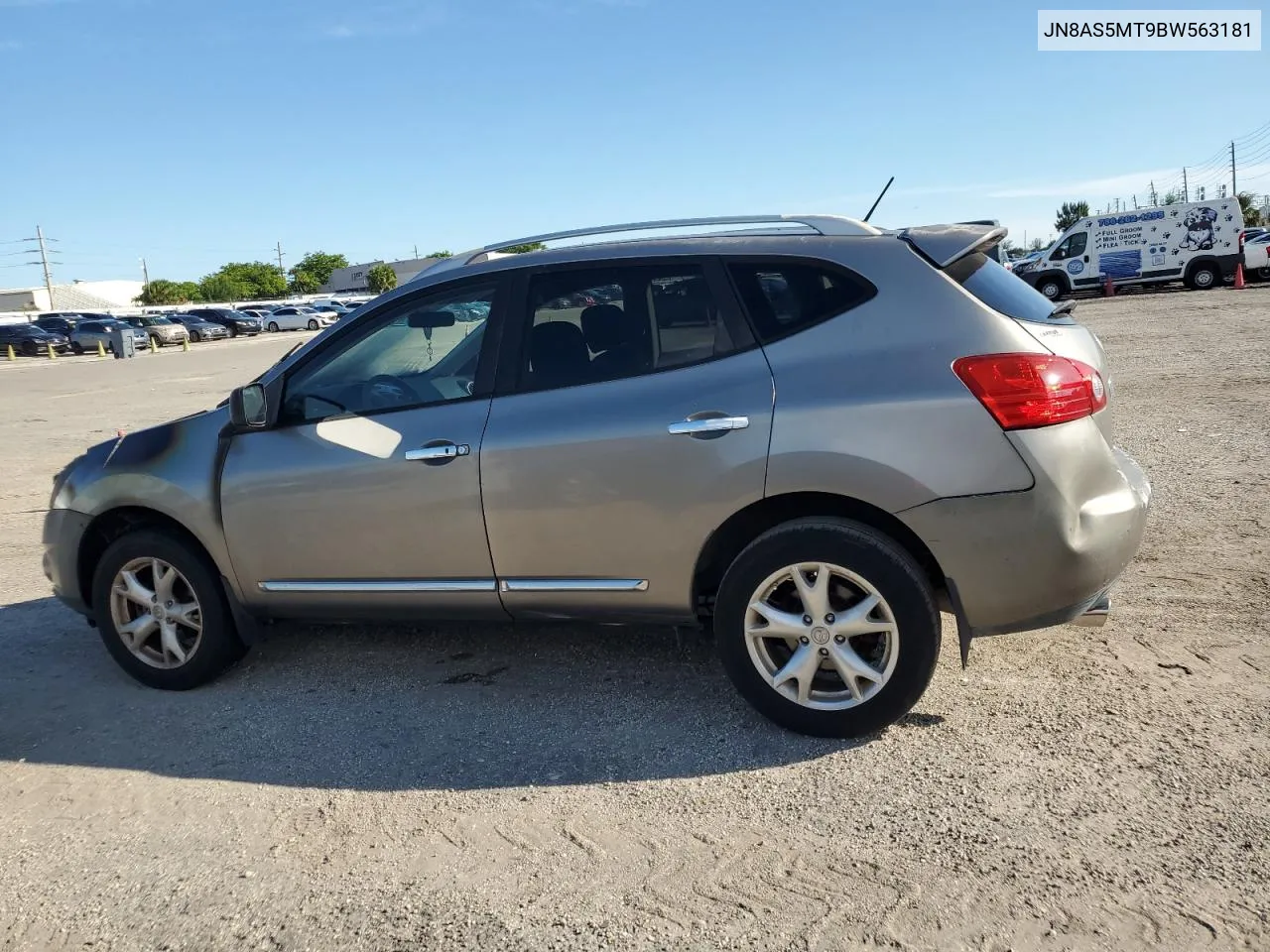 2011 Nissan Rogue S VIN: JN8AS5MT9BW563181 Lot: 74224764