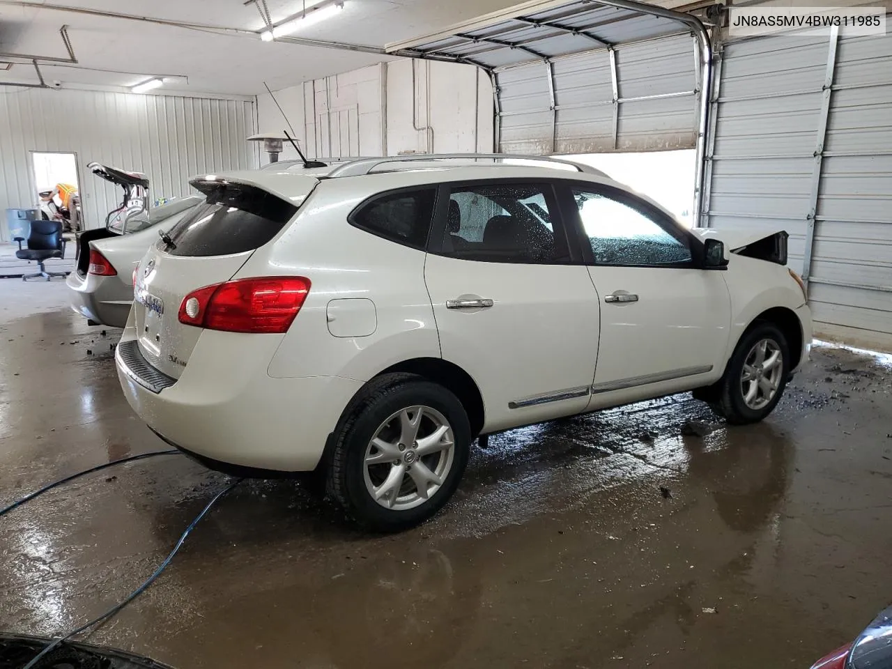 2011 Nissan Rogue S VIN: JN8AS5MV4BW311985 Lot: 79854024