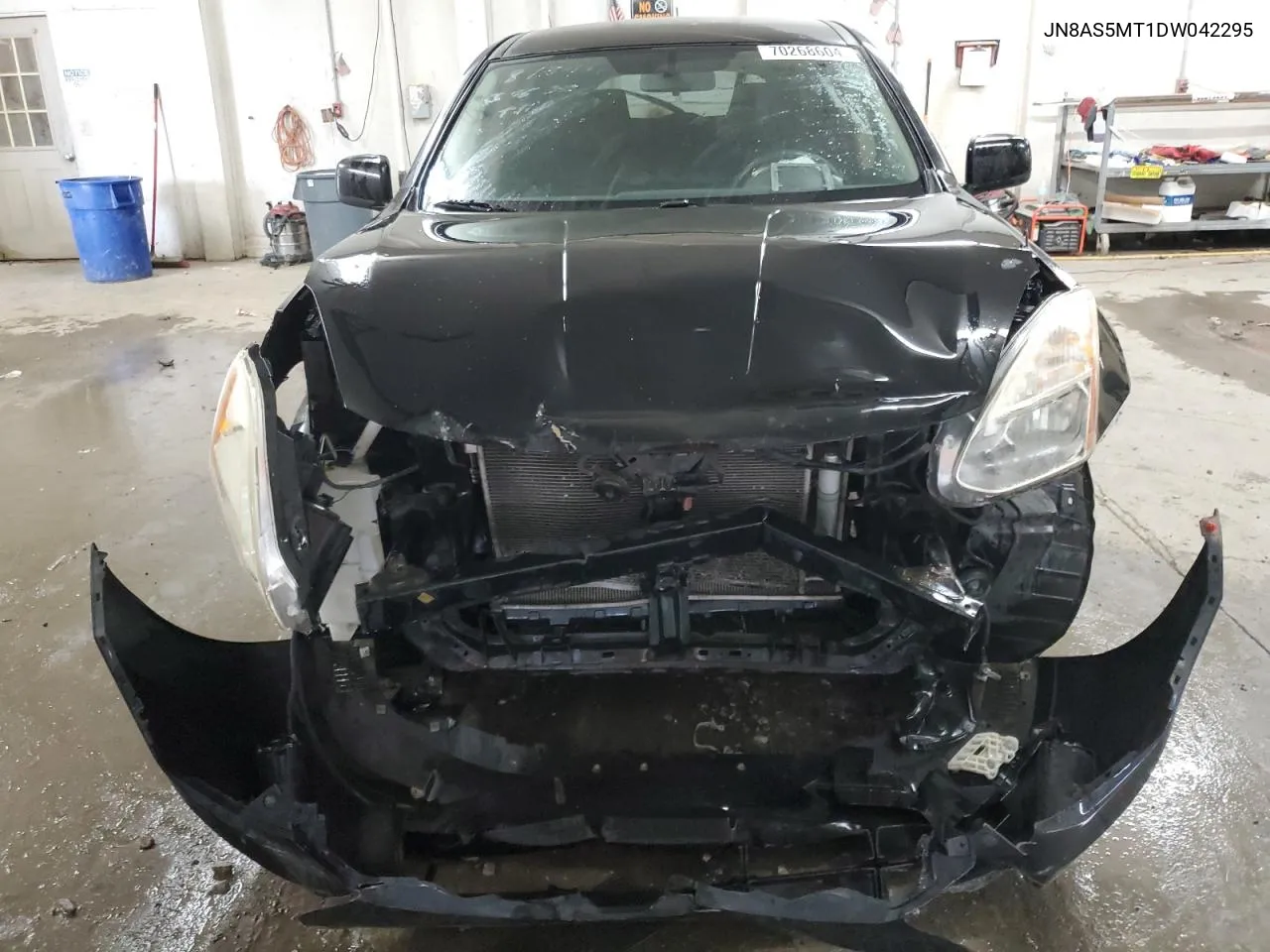 2013 Nissan Rogue S VIN: JN8AS5MT1DW042295 Lot: 70268604