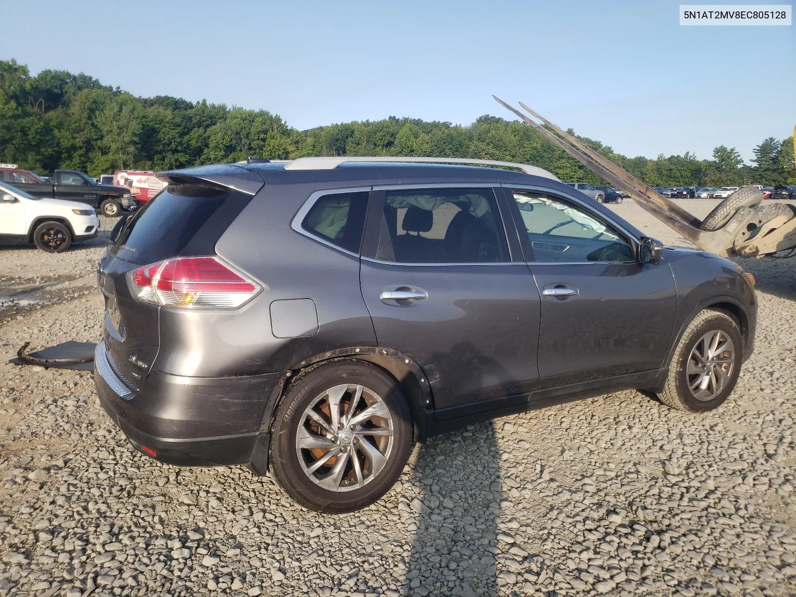 2014 Nissan Rogue S VIN: 5N1AT2MV8EC805128 Lot: 64254424