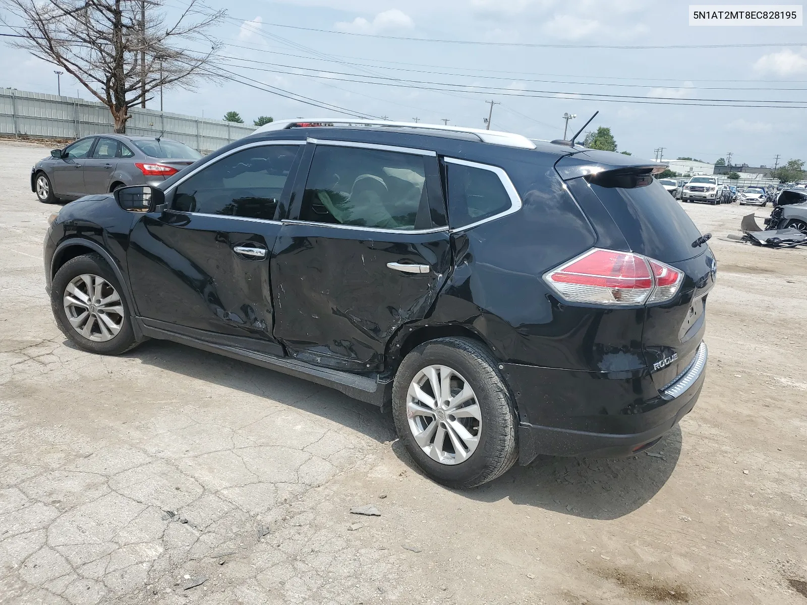 2014 Nissan Rogue S VIN: 5N1AT2MT8EC828195 Lot: 64443544