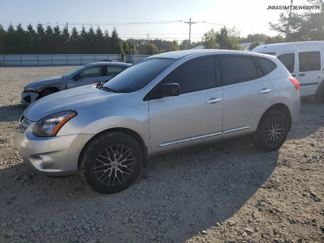 2014 Nissan Rogue Select S VIN: JN8AS5MT3EW600939 Lot: 71503974