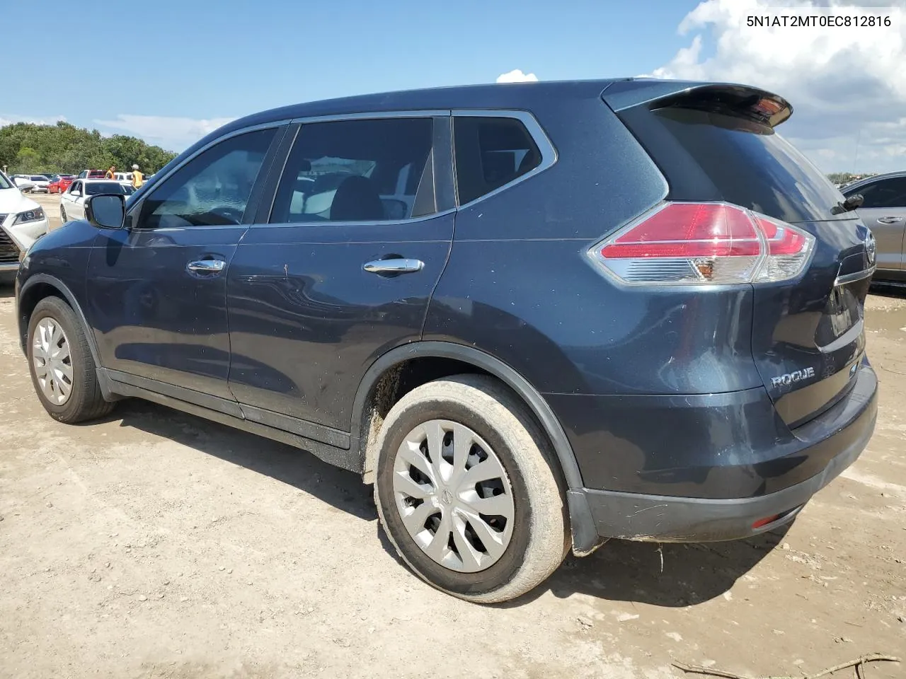 2014 Nissan Rogue S VIN: 5N1AT2MT0EC812816 Lot: 73786424