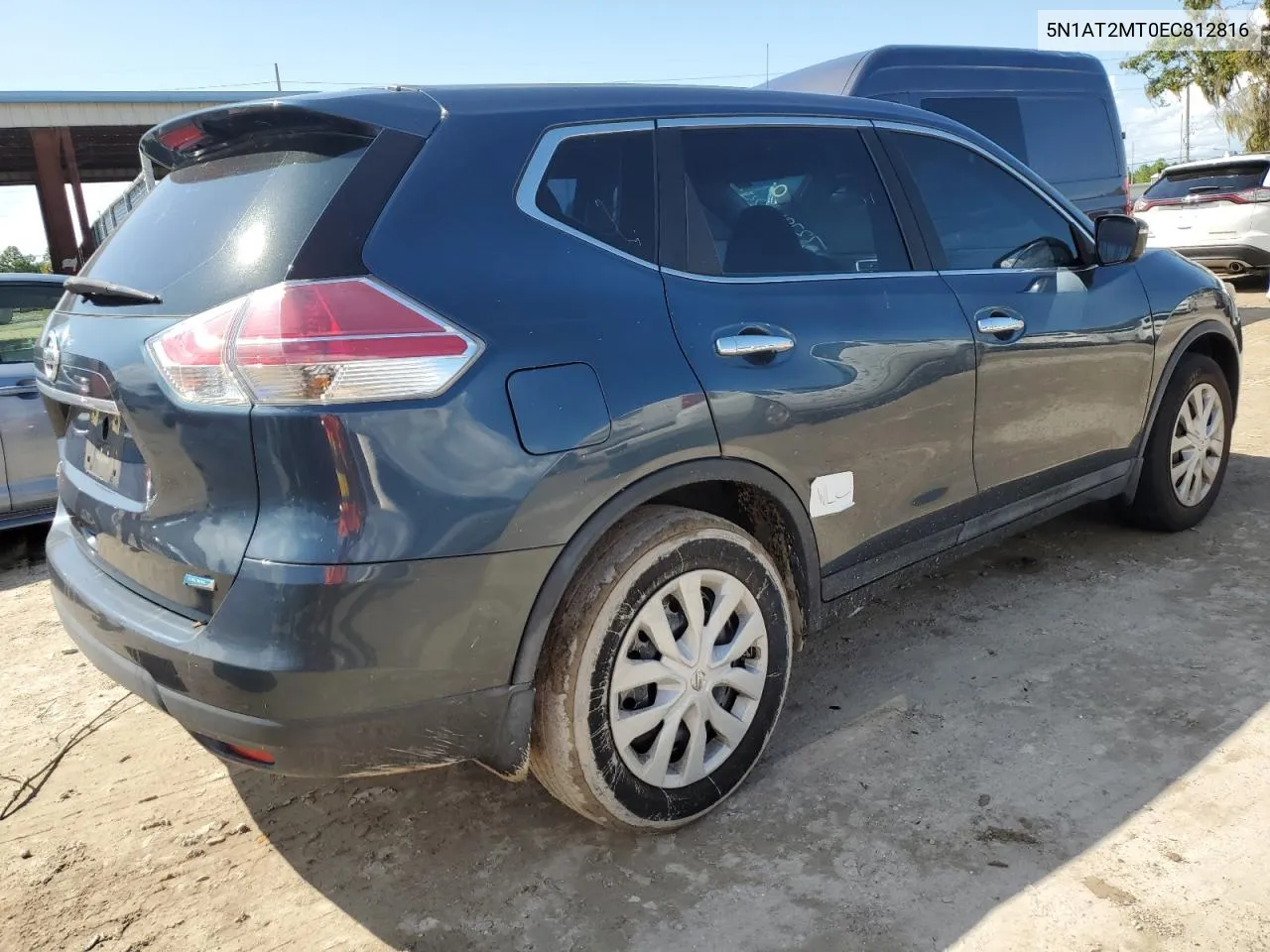 2014 Nissan Rogue S VIN: 5N1AT2MT0EC812816 Lot: 73786424