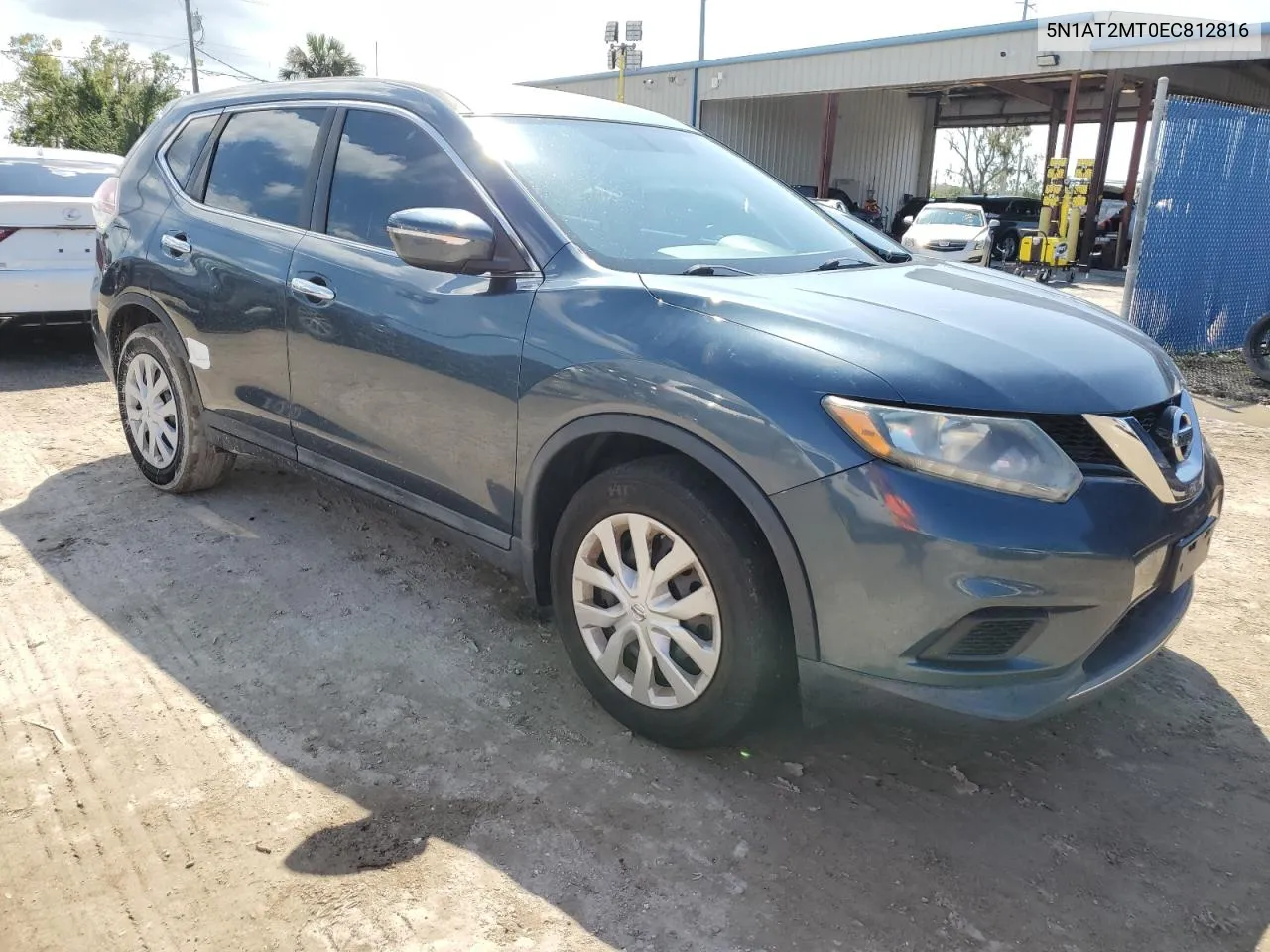 2014 Nissan Rogue S VIN: 5N1AT2MT0EC812816 Lot: 73786424