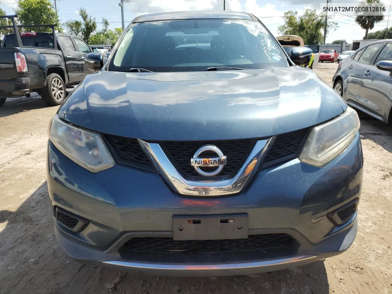 5N1AT2MT0EC812816 2014 Nissan Rogue S