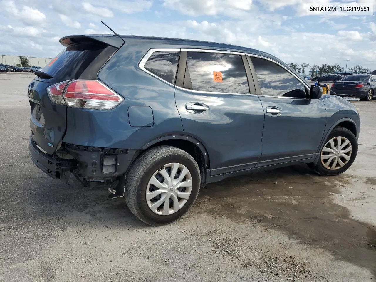 2014 Nissan Rogue S VIN: 5N1AT2MT1EC819581 Lot: 74064784