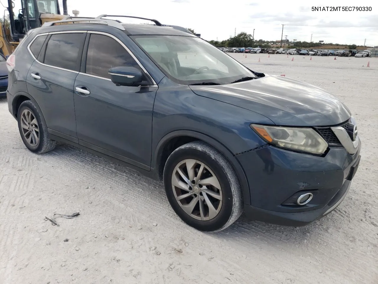 2014 Nissan Rogue S VIN: 5N1AT2MT5EC790330 Lot: 77332604