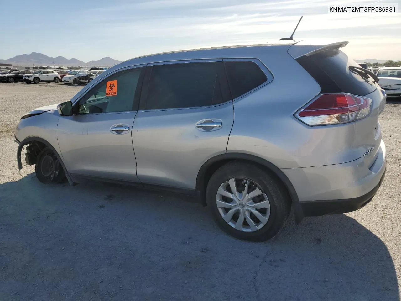 2015 Nissan Rogue S VIN: KNMAT2MT3FP586981 Lot: 57730234