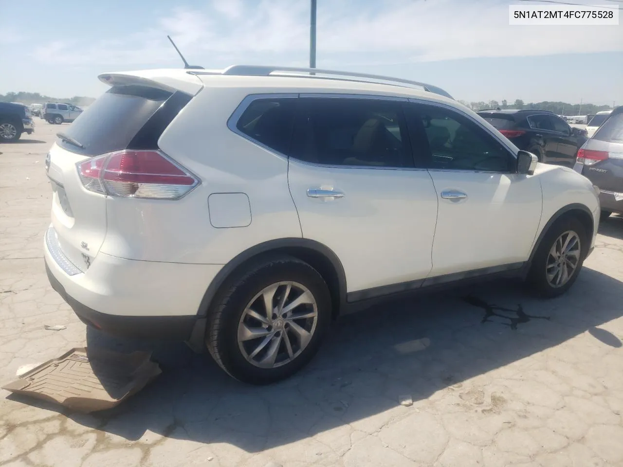 2015 Nissan Rogue S VIN: 5N1AT2MT4FC775528 Lot: 59087224