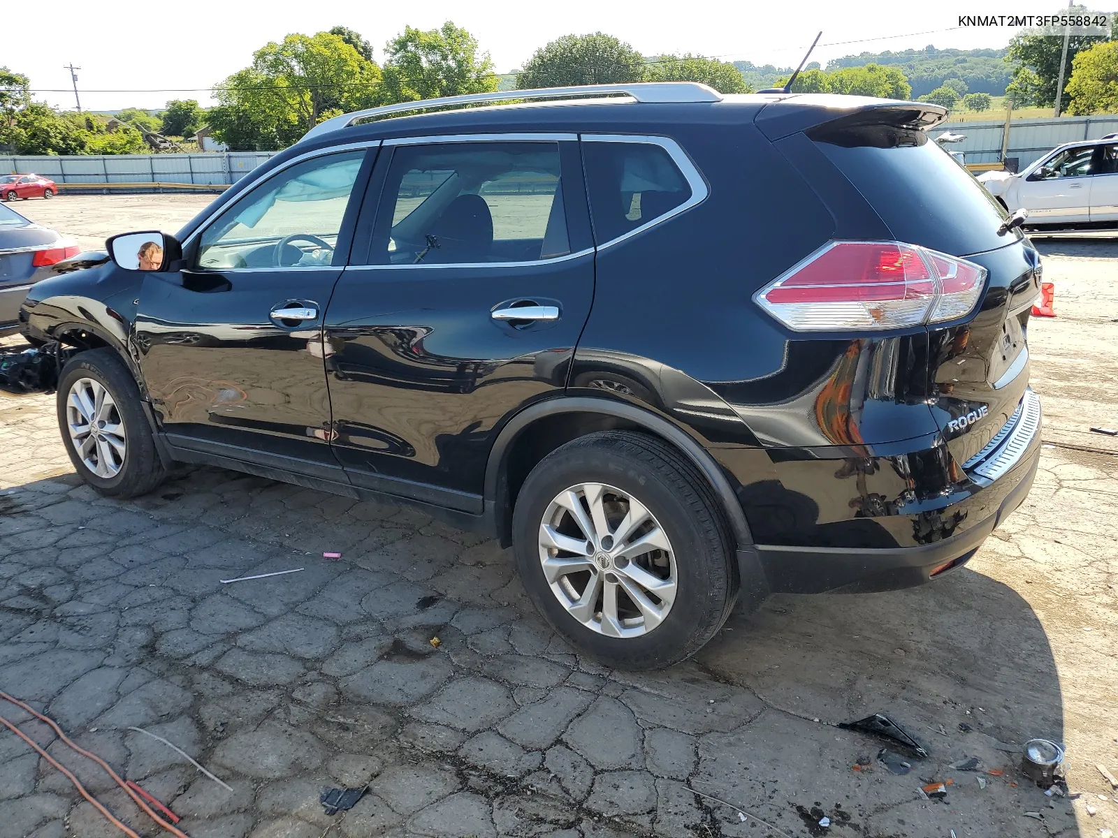 2015 Nissan Rogue S VIN: KNMAT2MT3FP558842 Lot: 60305744