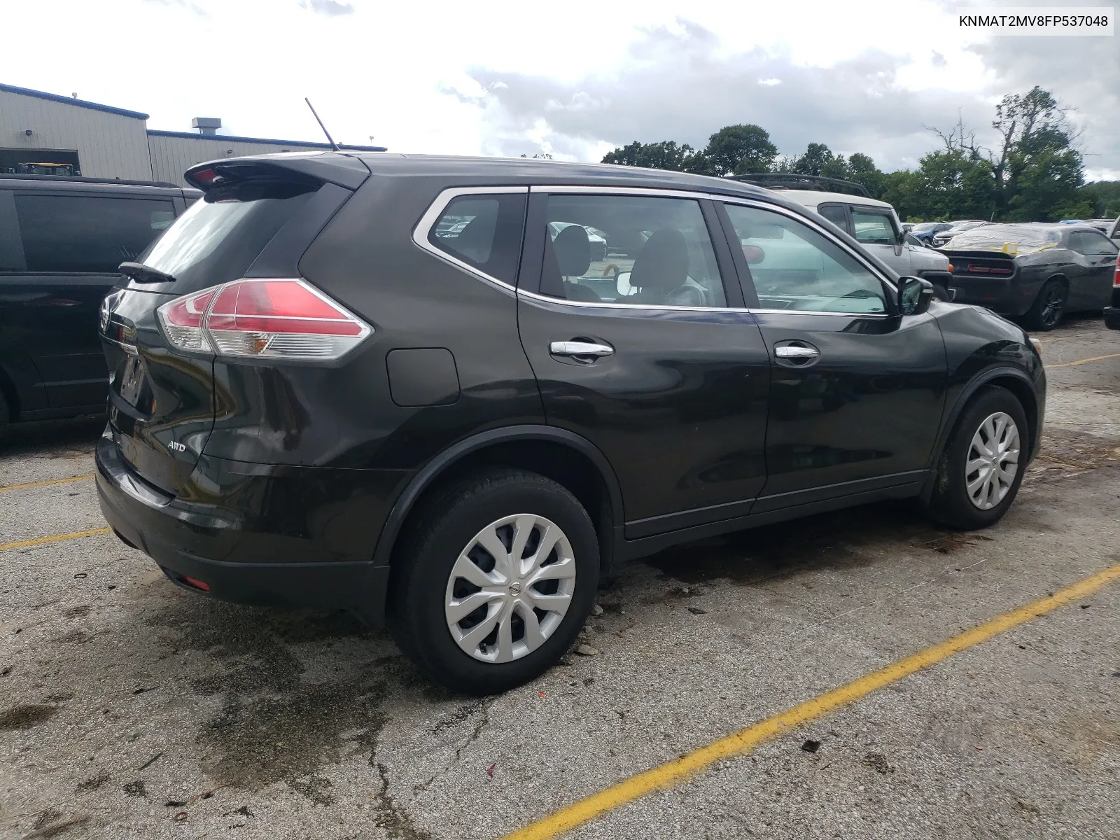 2015 Nissan Rogue S VIN: KNMAT2MV8FP537048 Lot: 62109024