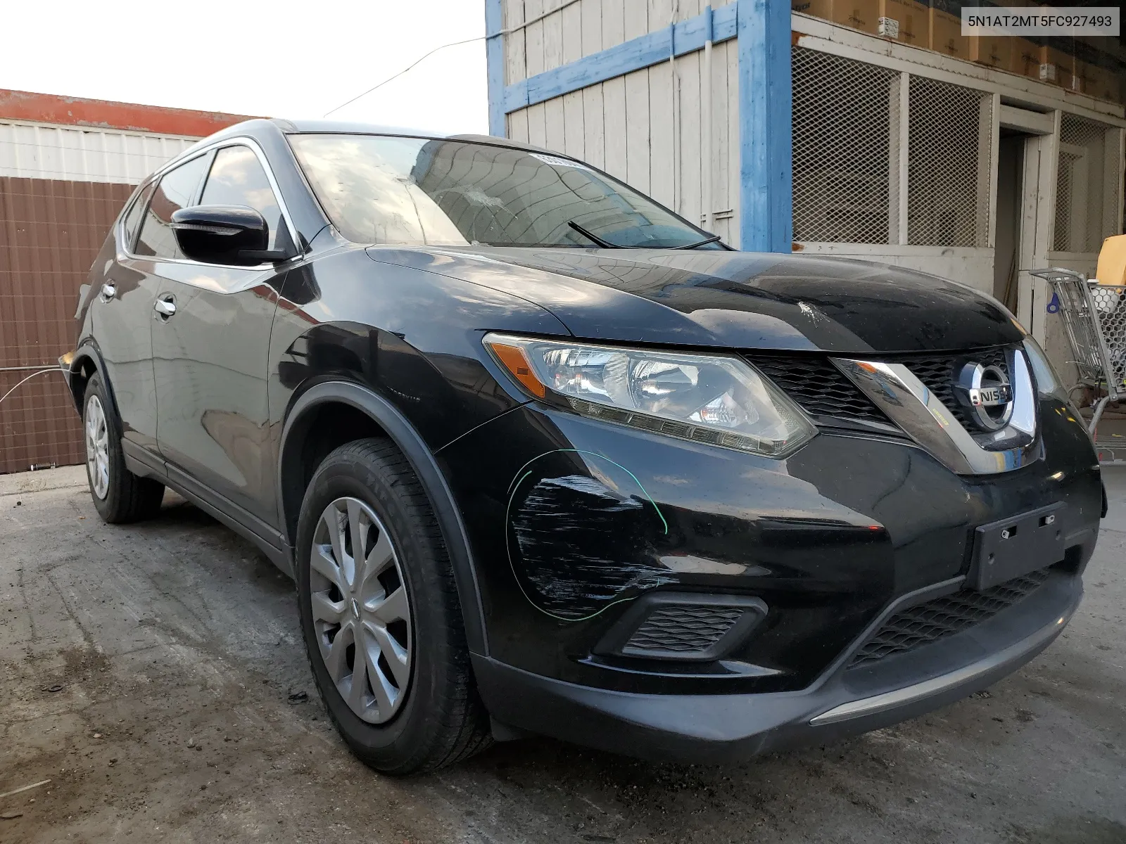 5N1AT2MT5FC927493 2015 Nissan Rogue S