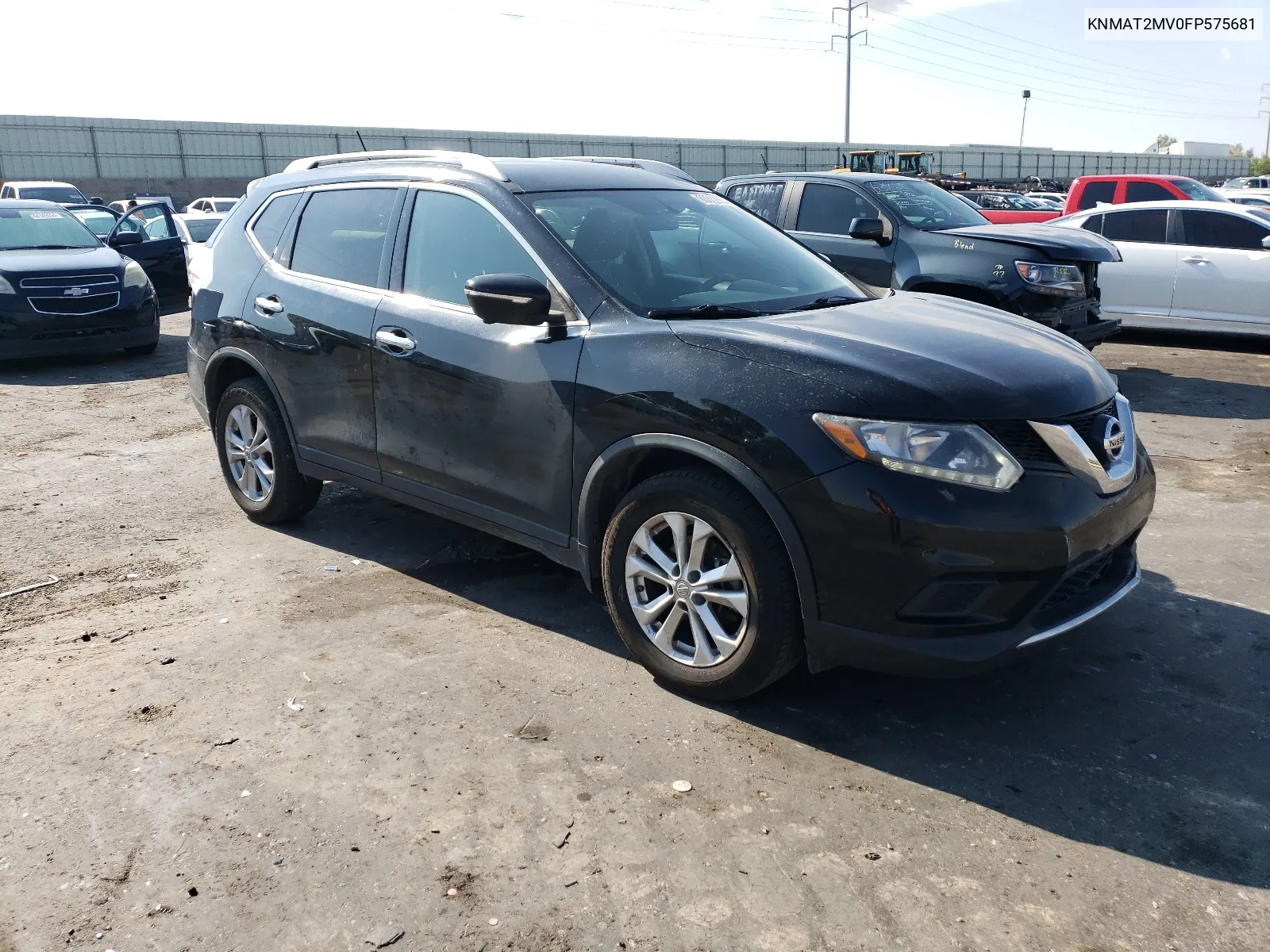 2015 Nissan Rogue S VIN: KNMAT2MV0FP575681 Lot: 63332764